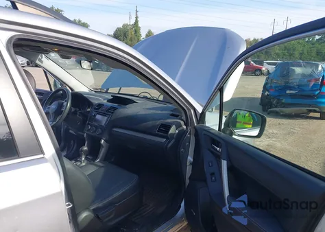 2015 Subaru Forester 2.5I Limited из США, поврежденный, VIN JF2SJARC5FH542120